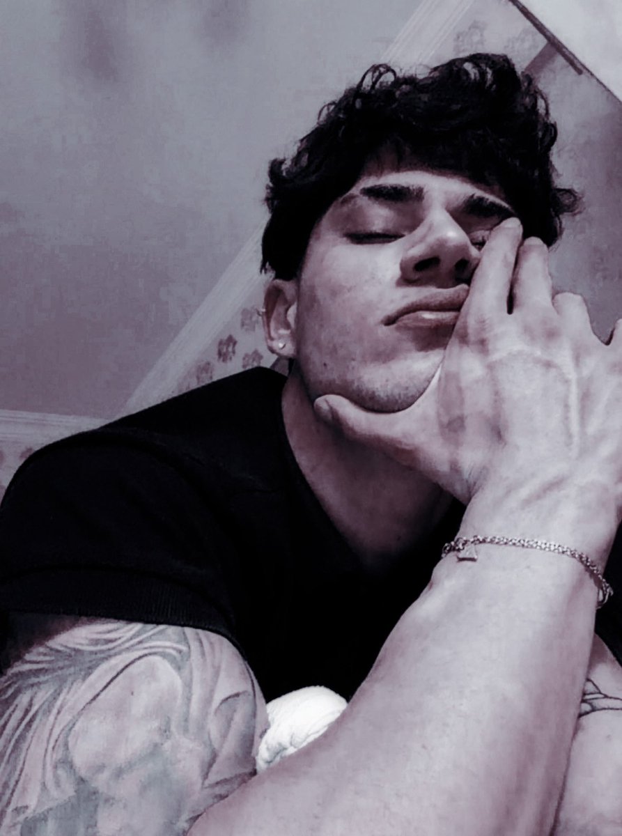 .⋆♱—•𝐌𝐀𝐑𝐊 tweet media