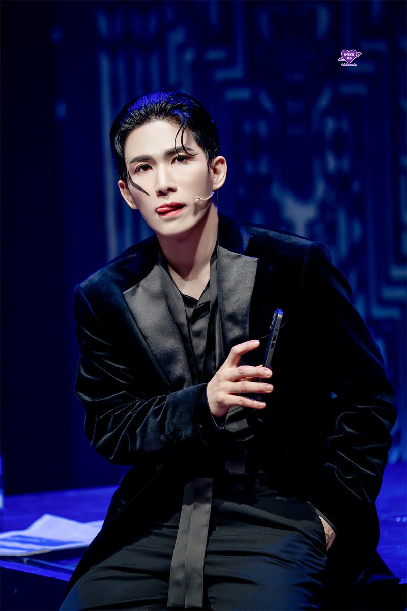 바이올렛 가든💜 tweet media