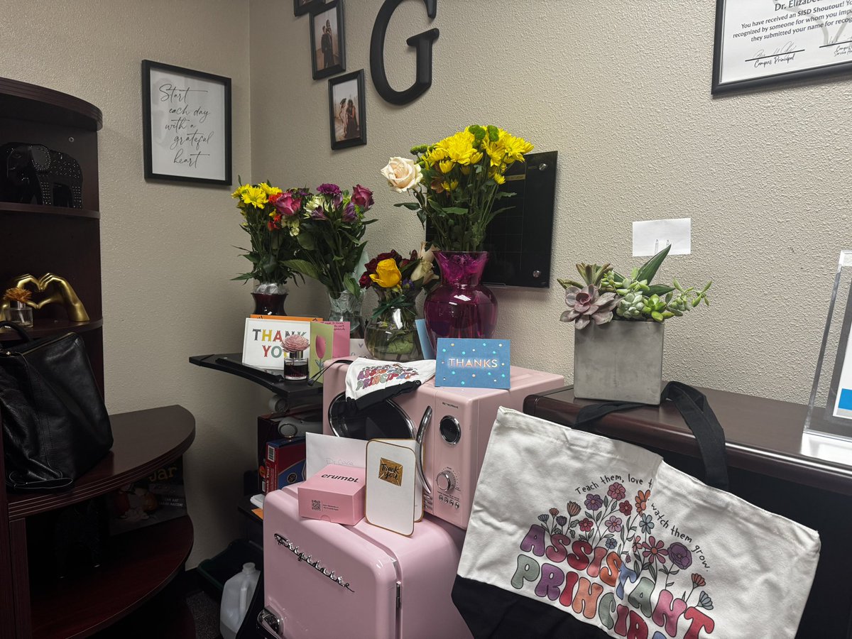 Elizabeth Garcia Ed. D. tweet media