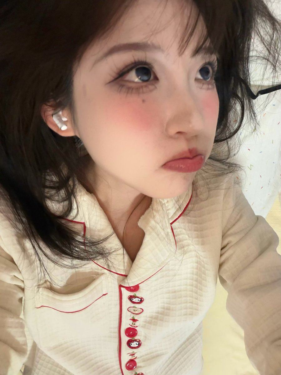 敏宝儿很乖 tweet media