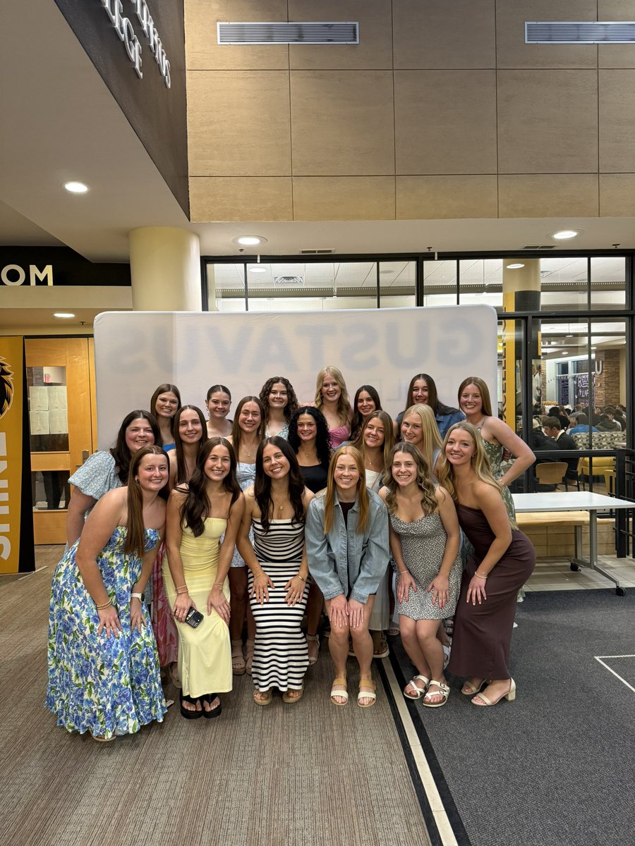 Gustavus Softball tweet media