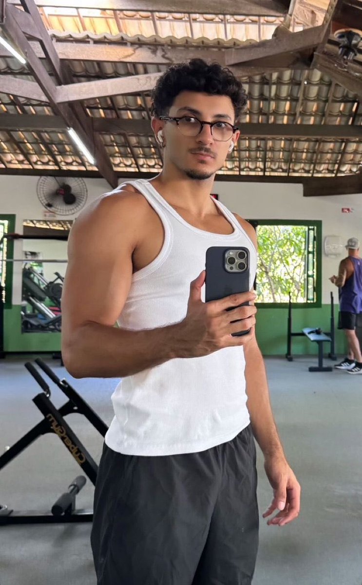 gabrie12761's tweet image. Lusca