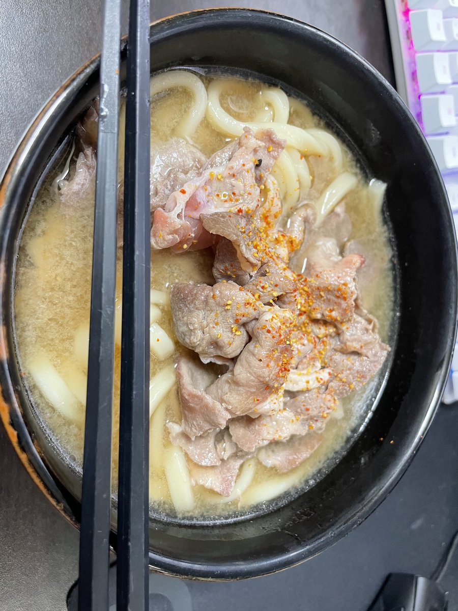 ゆかり tweet media