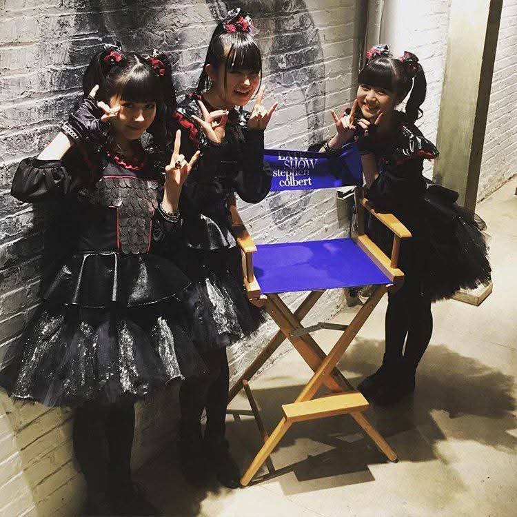 ReneAlxColorado's tweet photo. Definitely an incredible performance 🌸 i will always thank @bpetersnyc for defrosting me afterwards 🥶 got #4 entrance ticket. Itchie san, Matsuda san and Ryan were the first 3🦊 (I'm missing someone but forgot👴) https://t.co/9UdEVNmDSh