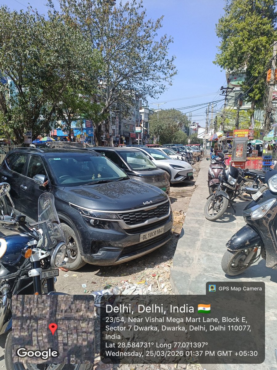 Yeh bhi dekh lo MCD walo

Yahan action ka hoga ya sab paise ka khel hai
<a href="/DelhiComplaint/">Delhi Complaint</a> <a href="/MCD_Delhi/">Municipal Corporation of Delhi</a> <a href="/gupta_rekha/">Rekha Gupta</a>
