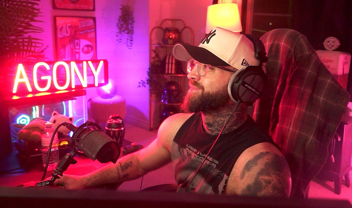 HELLO TWITTER!! 🫡 

Giving $20 to someone who RT/Likes this post! 🤞

*LIVE NOW LOOKING FOR THE MAX WIN* 🔴

ᴸᴵᴺᴷ ᴮᴱᴸᴼᵂ