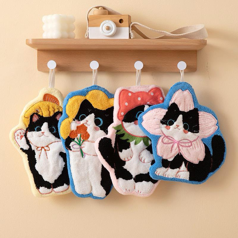 holabiay's tweet photo. rekomendasi barang-barang lucu aesthetic untuk di rumah🏡☁️ https://t.co/9krEA1K5lm