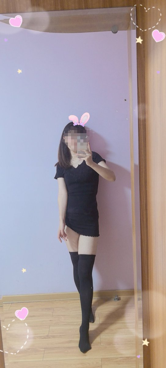 heln2000's tweet photo. 过膝袜 https://t.co/OzqwpoDCzt