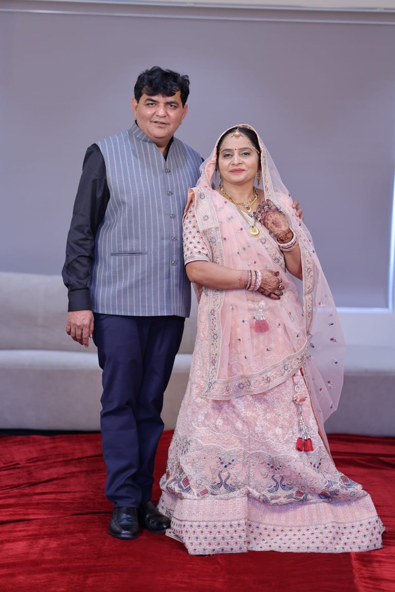 pnmalibjp's tweet photo. મારા જીવન સાથી મારા દરેક સારા કાર્યો માં અને મને સતત પ્રગતિ ના માર્ગ પર ચાલવા સાથ આપનાર હર હંમેશા મારી ચિંતા કરનાર મારી અર્ધાંગિની  ને જન્મદિવસ ની ખૂબ ખૂબ શુભેચ્છાઓ ❤️❤️ https://t.co/MU2DHJ4Lax