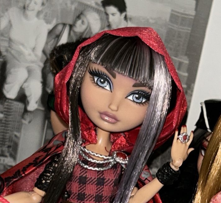 It's Alive Mundinho Bratz Bratzil tweet media