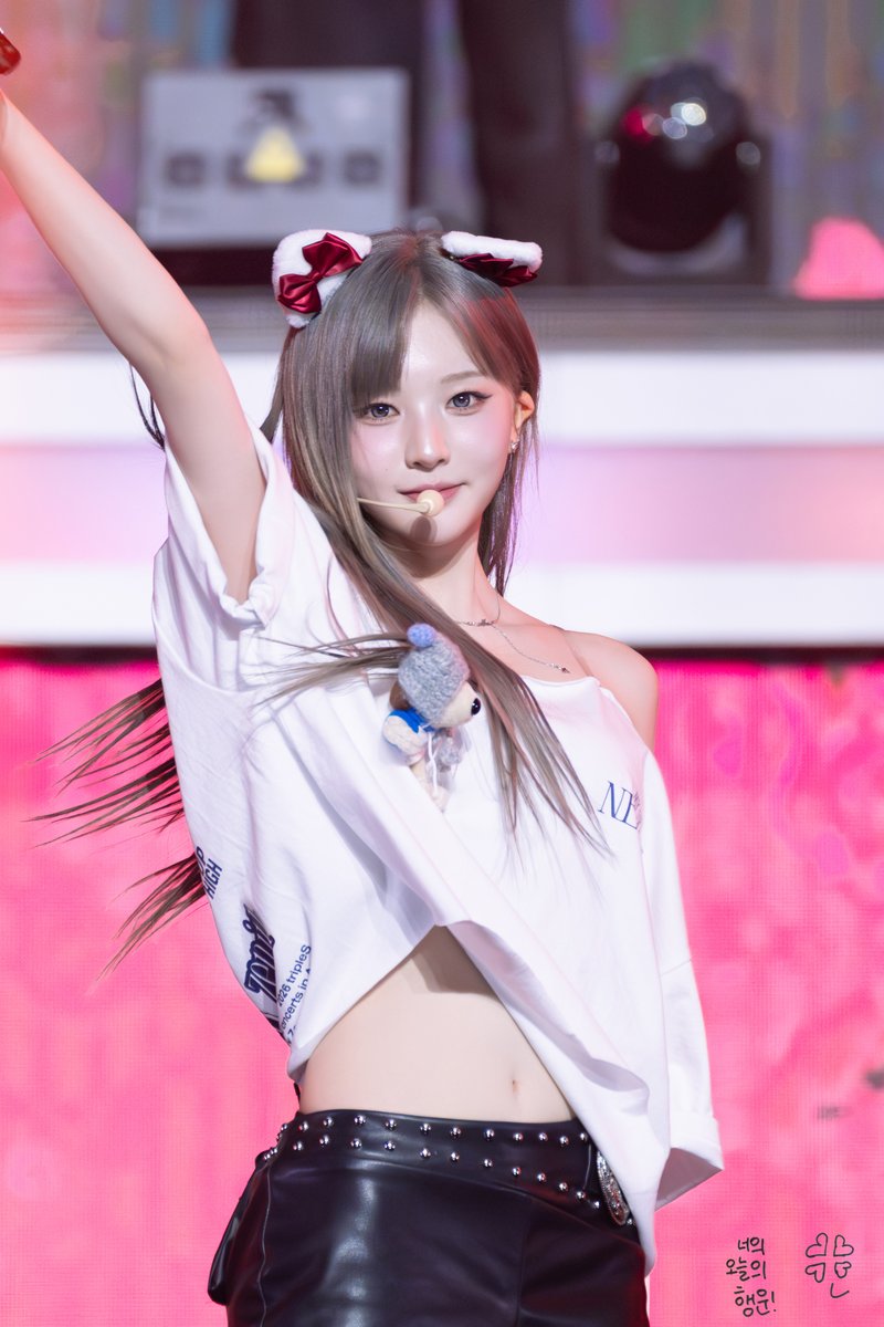 Seraphic tweet media