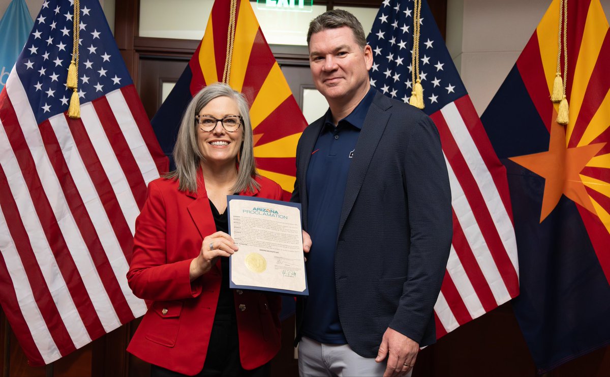 Governor Katie Hobbs tweet media