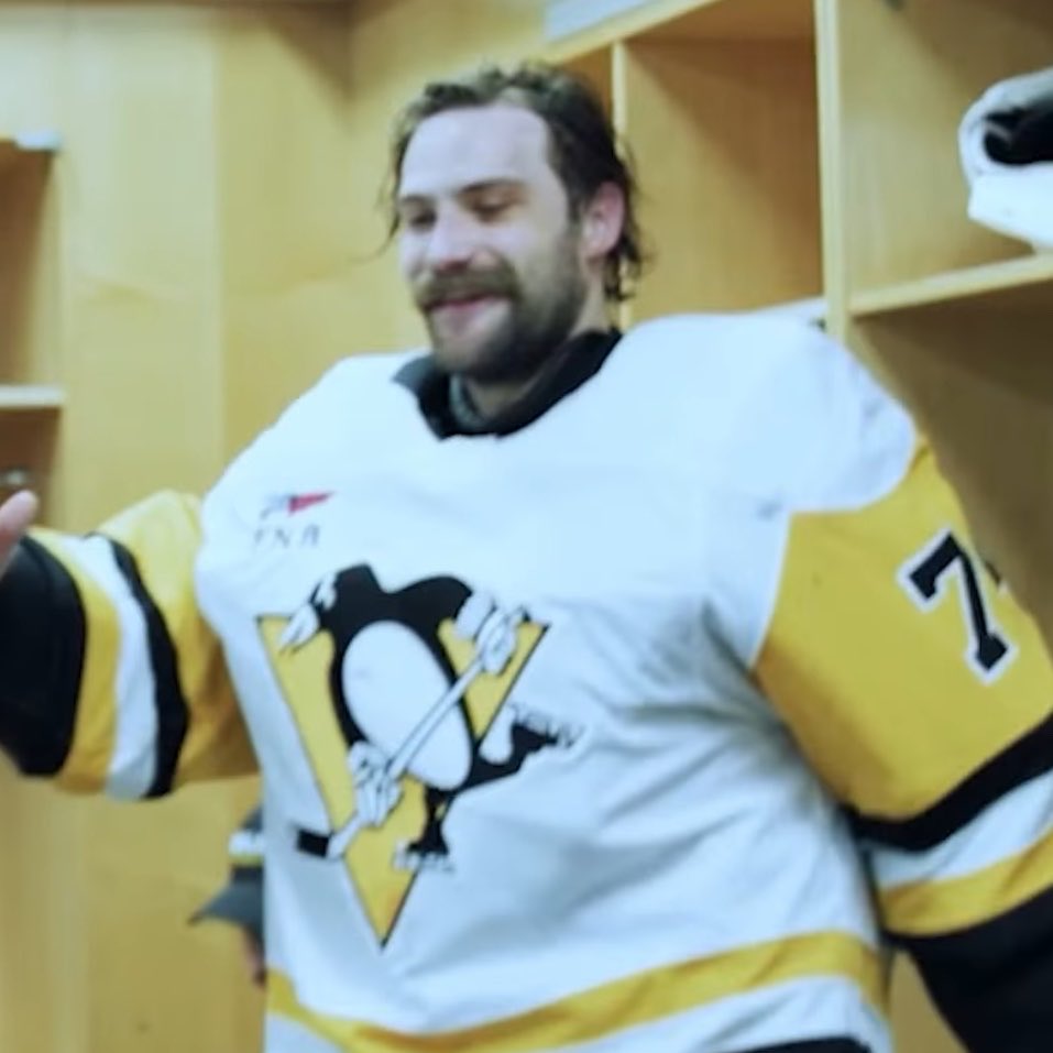 x - emma tweet media