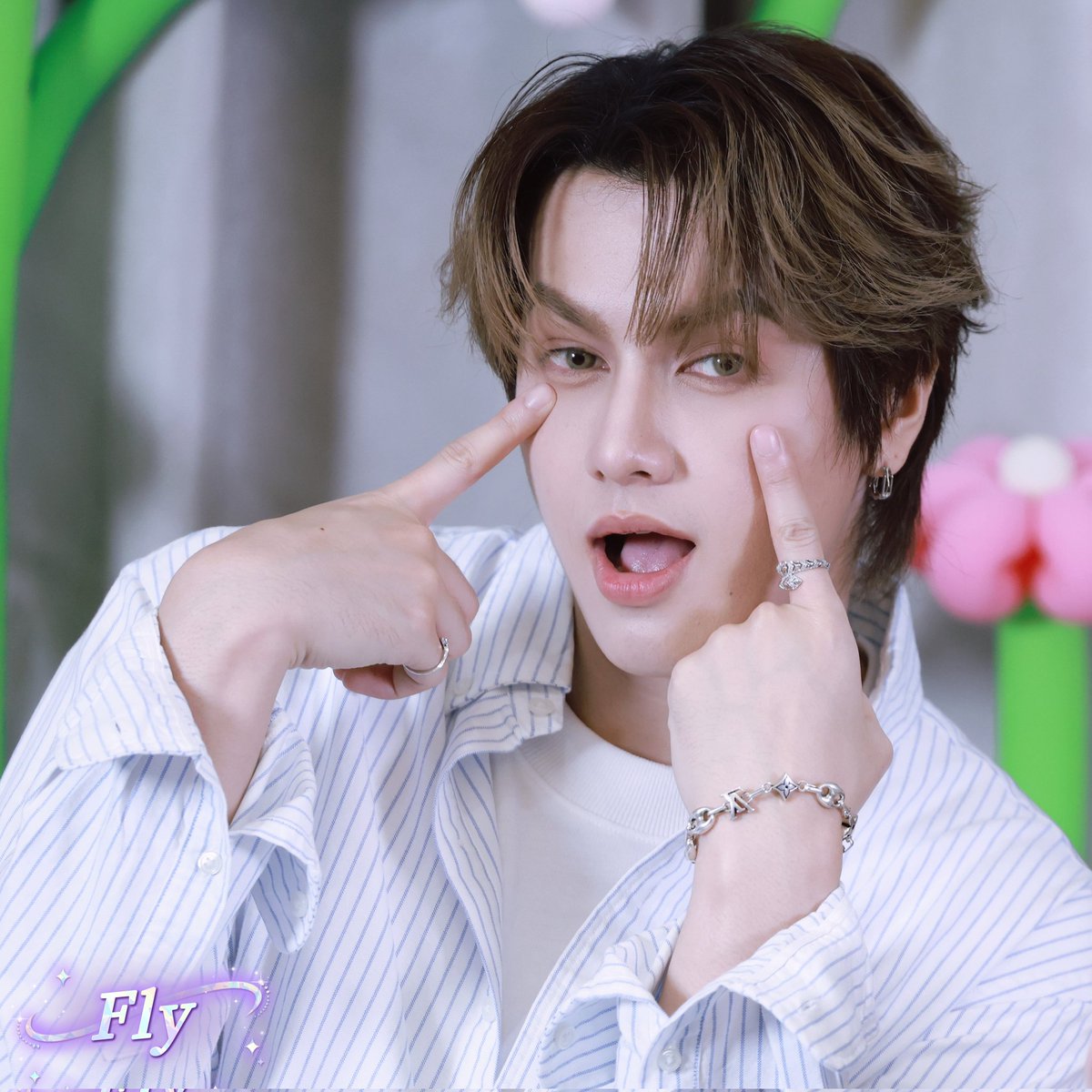 shuunhi1706's tweet image. 可可爱爱的Babymart！😘😘😘
怎么可以这么可爱！🥰🥰🥰
到底什么时候开场直播呢？想听你软软糯糯的声音了！🤧🤧🤧

@smart_csnp
#smart #smartchisanupong #smartcsnp #CSNP #WeAreSyra #SyralovesSmart