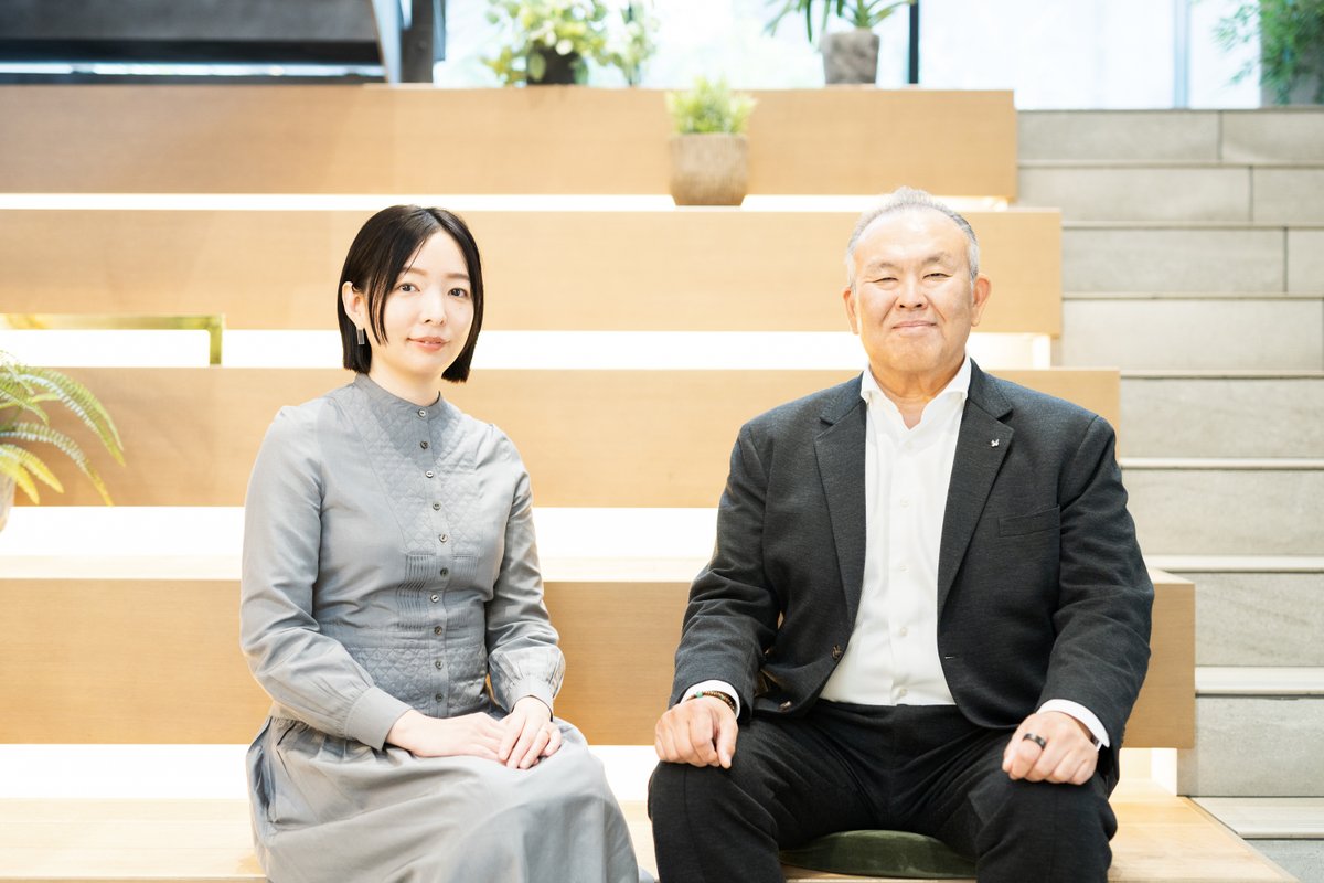 sndc_design's tweet photo. 【19th SNDC 審査員インタビュー公開】公式サイトでは審査員インタビュー記事を掲載しています。辰野しずかさん×舟橋正剛さんの対談です。お二人が考える「現代のしるし」とは...。受動的、能動的なしるし...?読み応え十分！ぜひご覧ください。https://t.co/OUIEDoM3nz https://t.co/0W5UhQGkx0