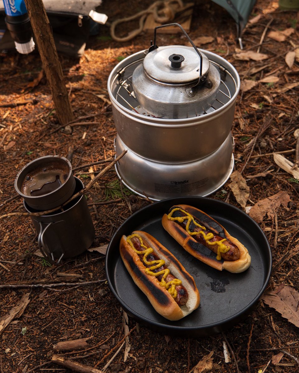 キャンプで食う朝飯は最高だよな