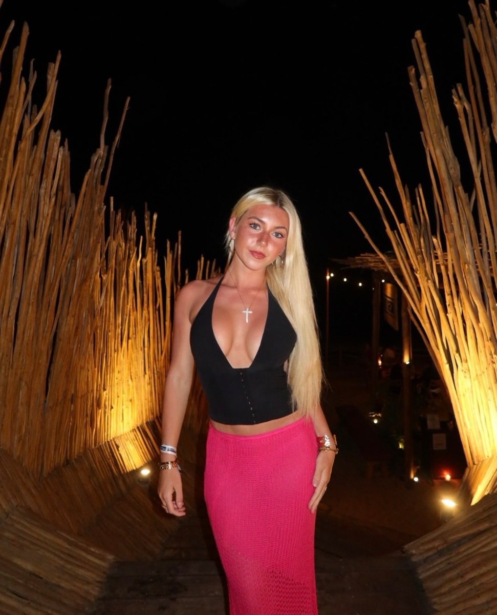 throwaway tweet media