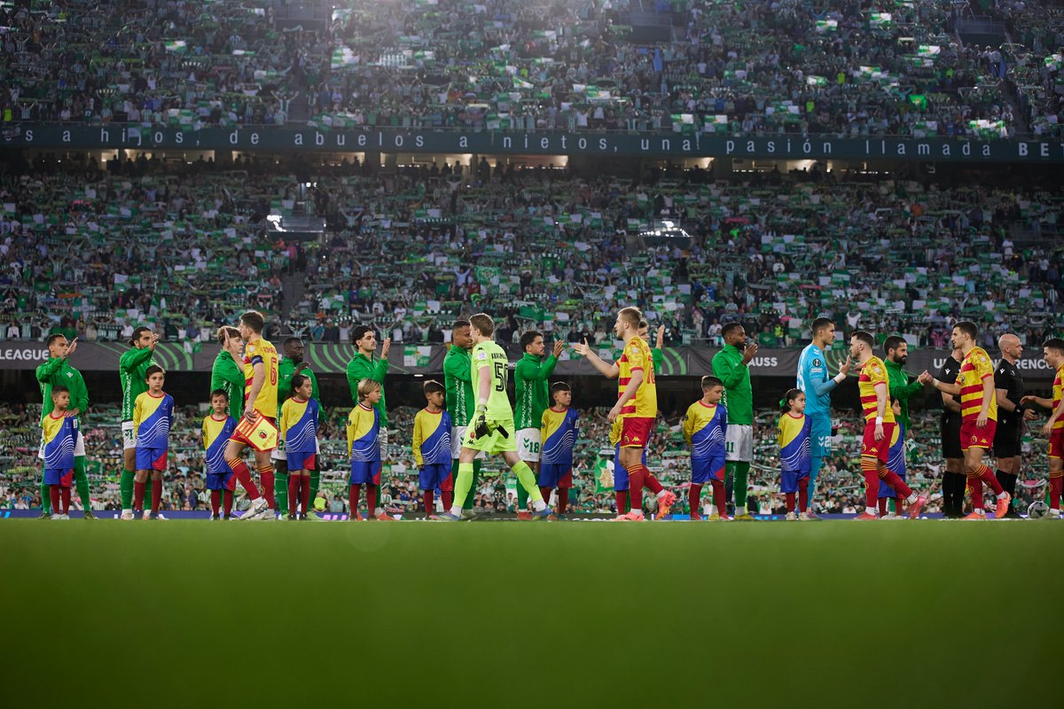 Real Betis Balompié 🌴💚 tweet media