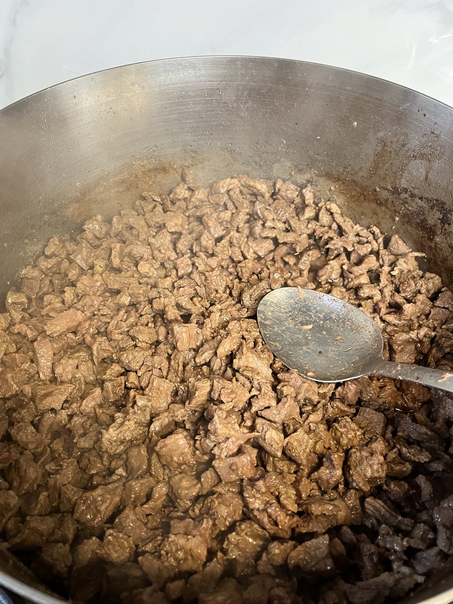 Ferzende Beg tweet media