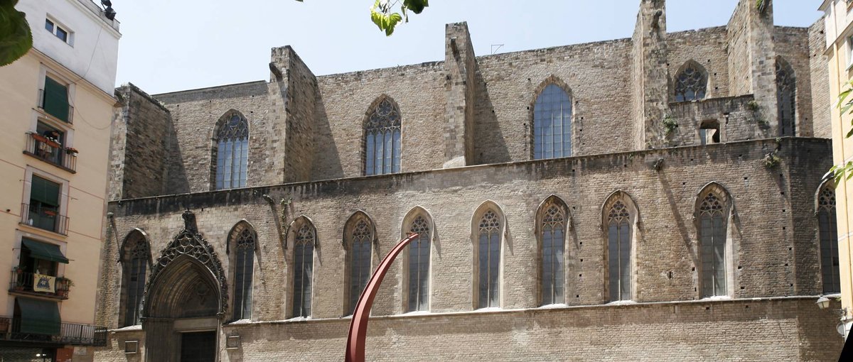 RMPlans's tweet photo. @jaqcamu @JayRohrer3 @SolaCatholica @robbertleusink At Gothic architecture era, Western Europe was Catholic. It's before Protestant Reformation. Gothic took different forms on the territory and climate. Mediterranean flat roof and simple exterior (Sta.Maria del Mar, Barcelona) vs large roof pitch where it snows (Stephansdom, Wien) https://t.co/0Ao8Kzjiyk