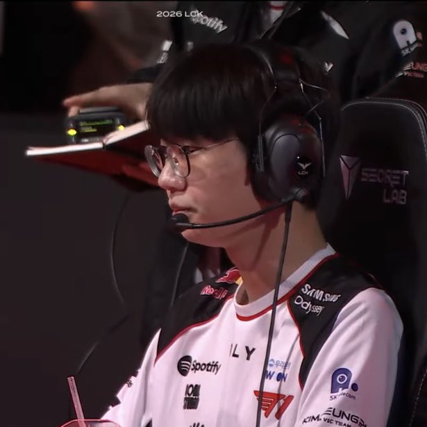 Kohee | srsly I'm back tweet media