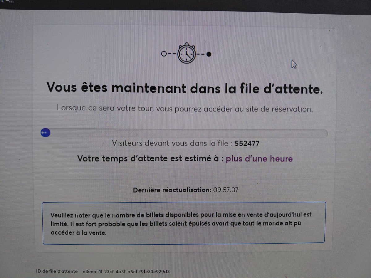 Pilouuuuw tweet media