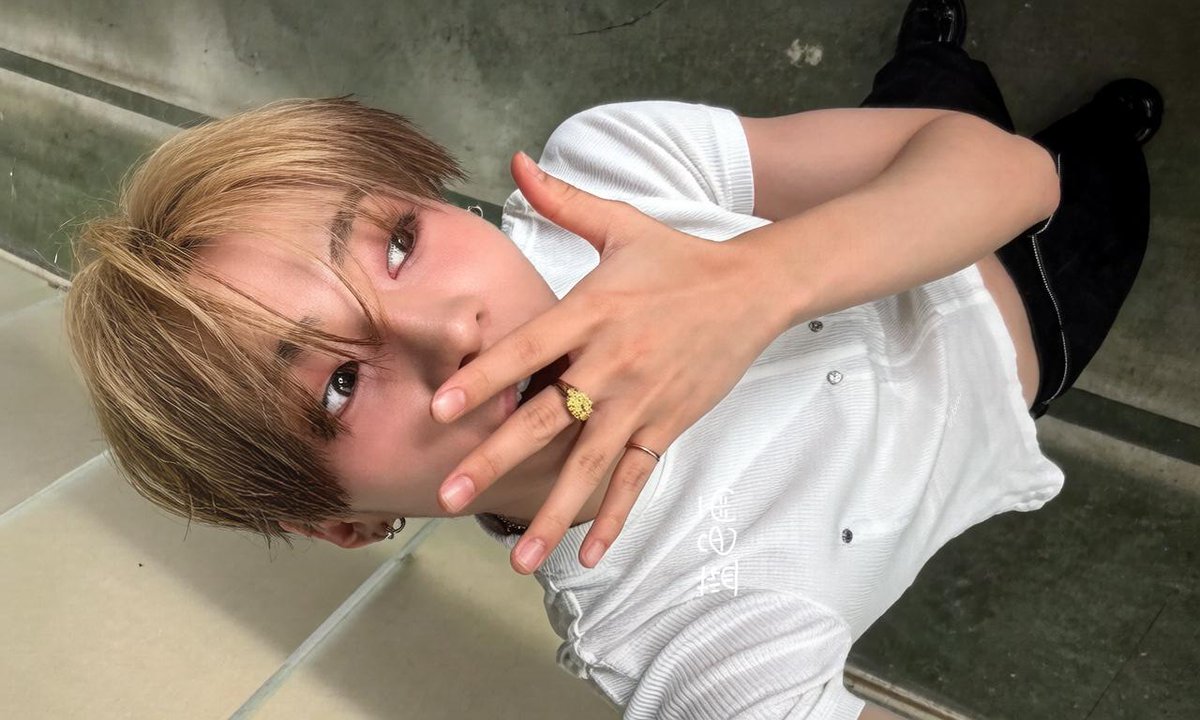 katy ᢉ𐭩 tweet media