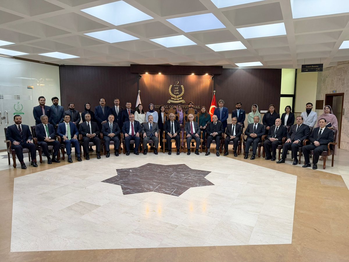 Anayasa Mahkemesi tweet media