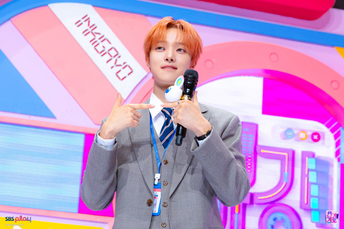 SBS 인기가요 (SBS Inkigayo) tweet media