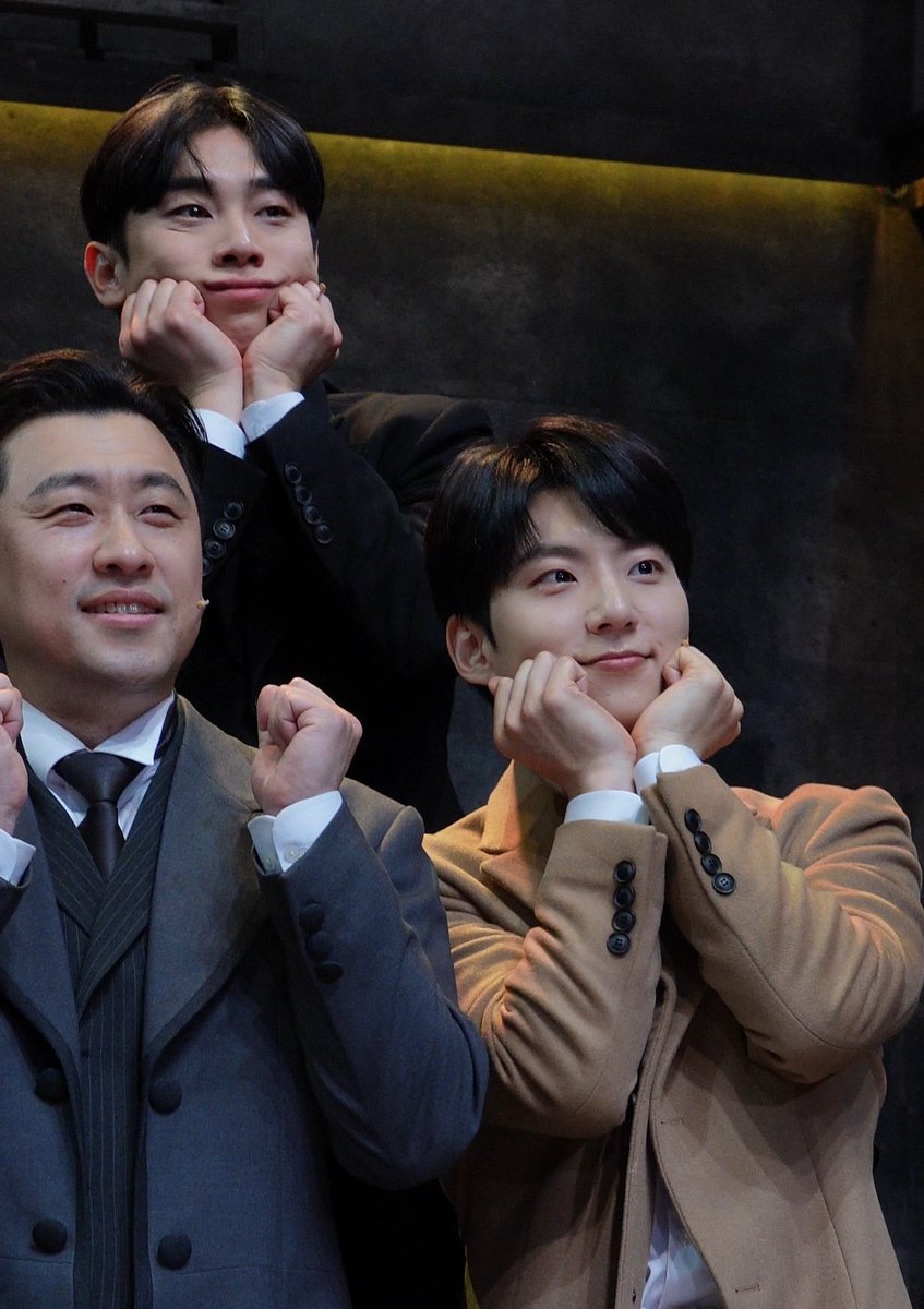 하루'◡' tweet media