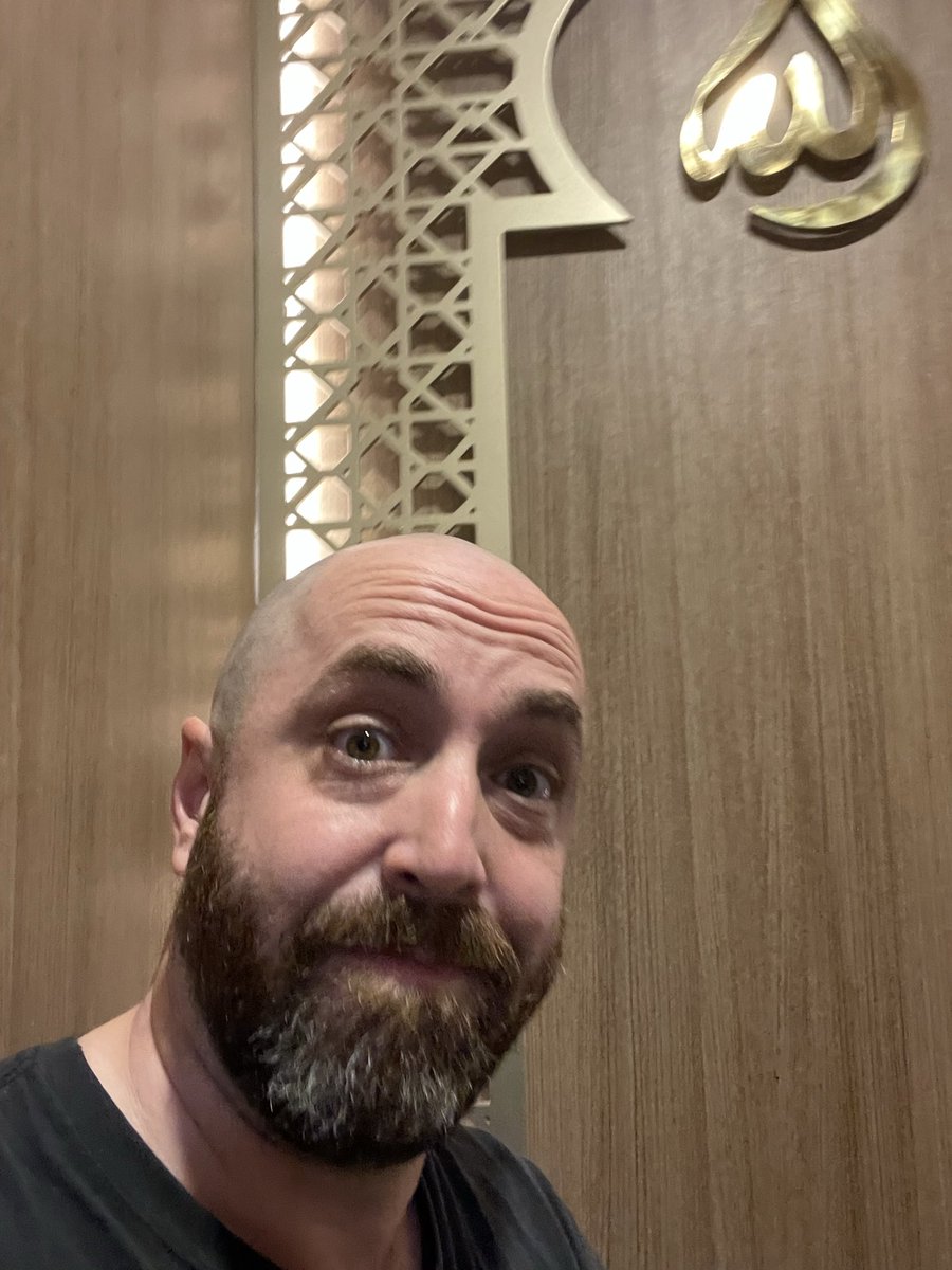 Harry Elliff tweet media