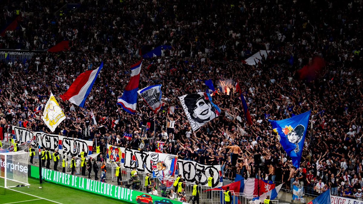 𝟏 𝐚𝐧 𝐣𝐨𝐮𝐫 𝐩𝐨𝐮𝐫 𝐣𝐨𝐮𝐫

[10/04/2025] [OL-Manchester United]