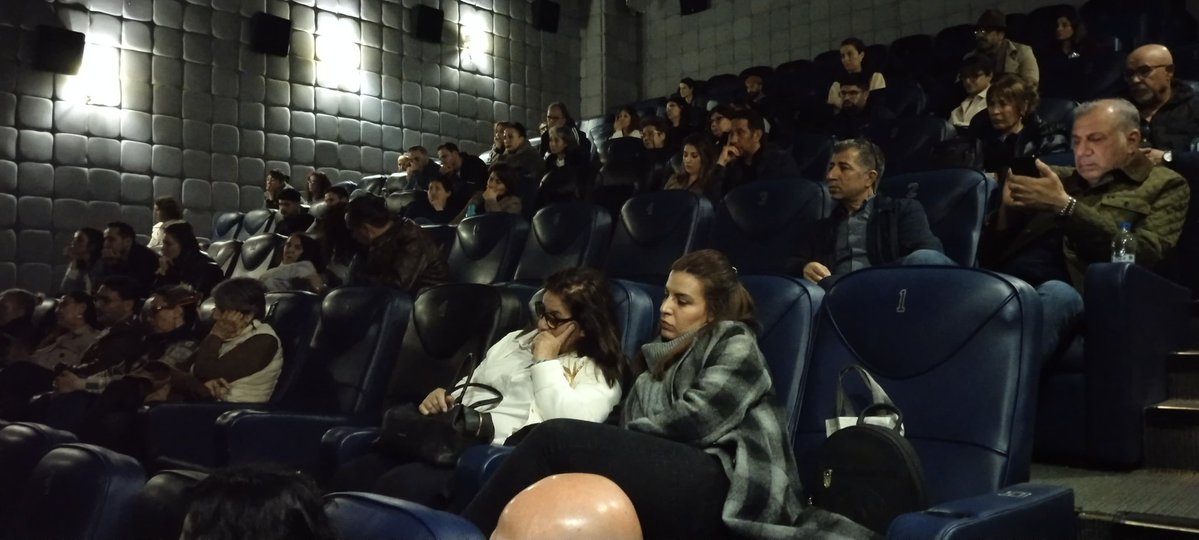 Eğitim Sen Gaziantep Şubesi olarak birlikte “Tavşan İmparatorluğu” filmini izledik. Gösterimin ardından, yönetmenin katılımıyla keyifli bir söyleşi gerçekleştirdik.
Değerli katkıları ve katılımları için Sayın Seyfettin Tokmak’a teşekkür ederiz.