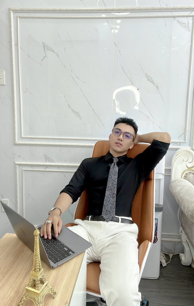 Mai Anh Quyền tweet media