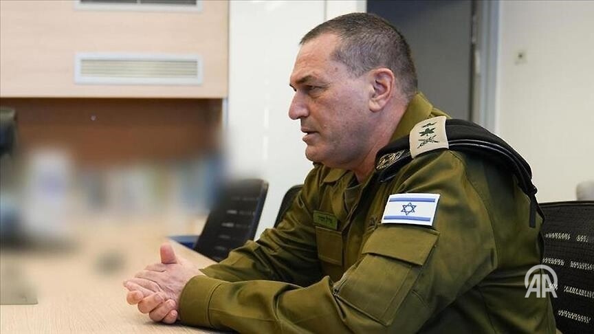 anadoluagency's tweet image. Israel’s Chief of General Staff Lt. Gen. Eyal Zamir said Friday that the country’s forces are "still in a state of war" in southern Lebanon and are not observing a ceasefire on the northern front, according to an army statement  v.aa.com.tr/3900631
