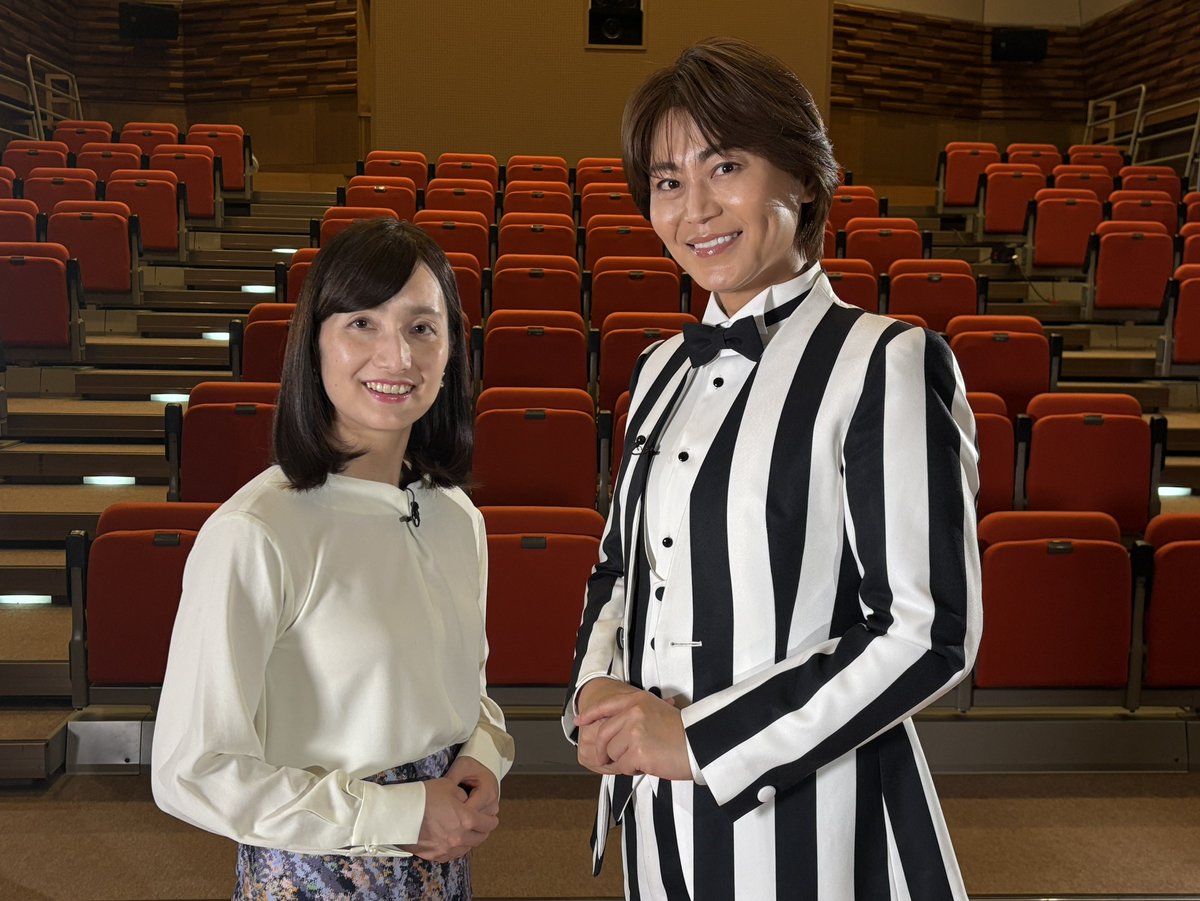 博多座 tweet media