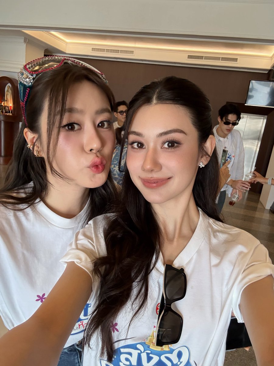 Lalinalena 🦋 tweet media