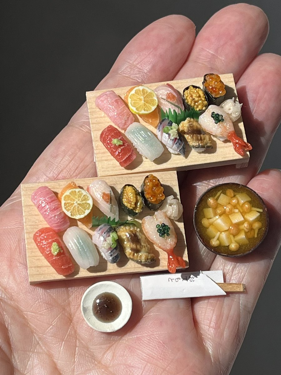 こるは tweet media