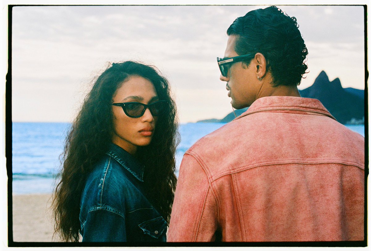 DSQUARED2 tweet media