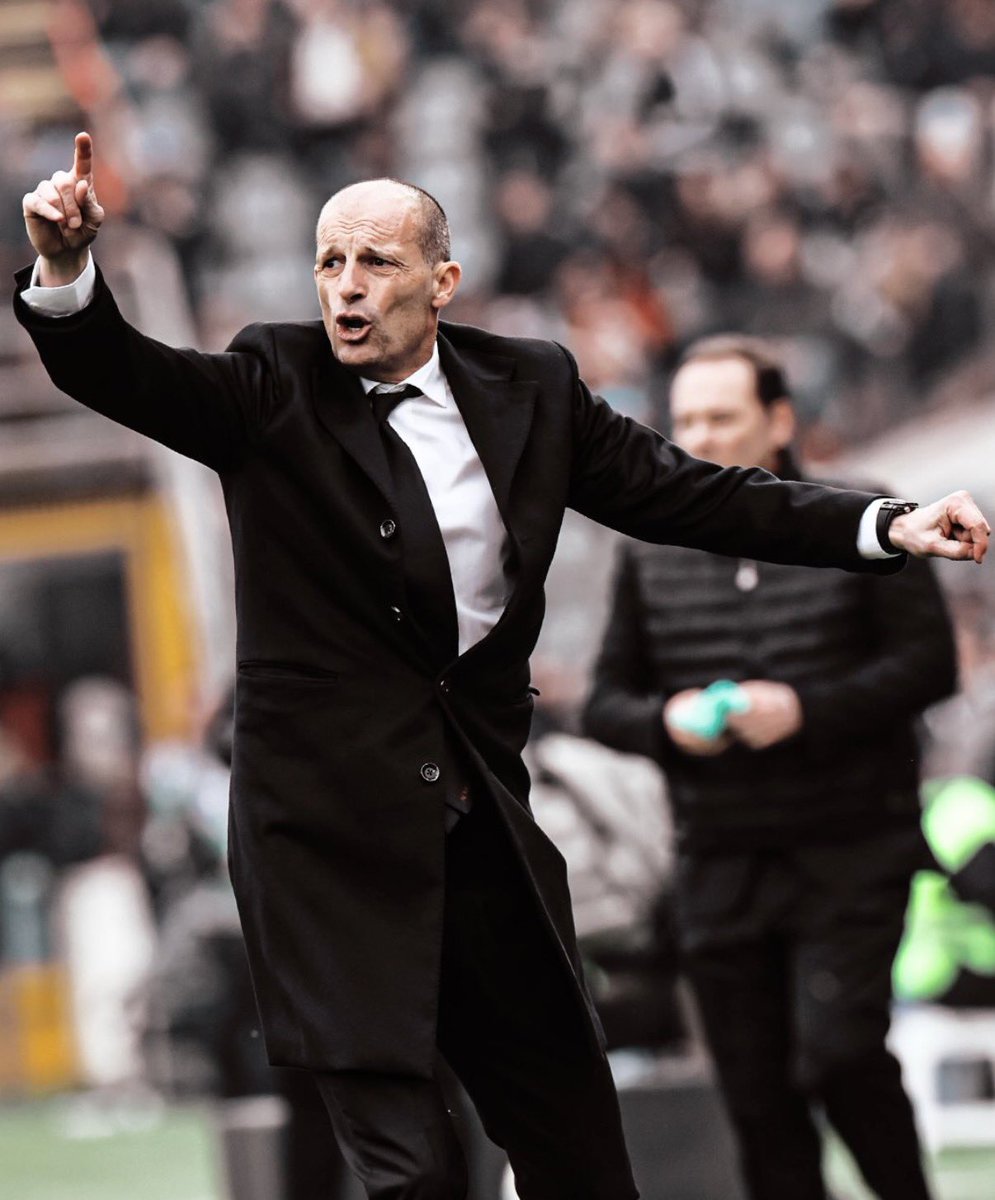 AC Milan - FR (en dépression) tweet media