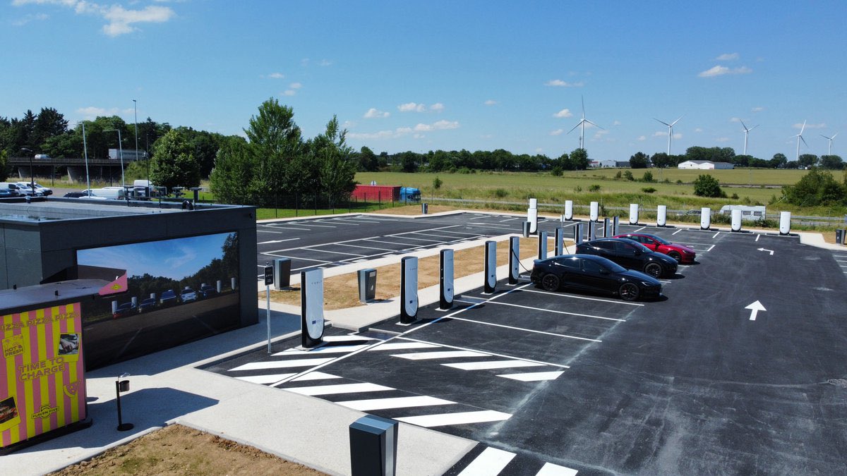 Tesla-mag.com tweet media