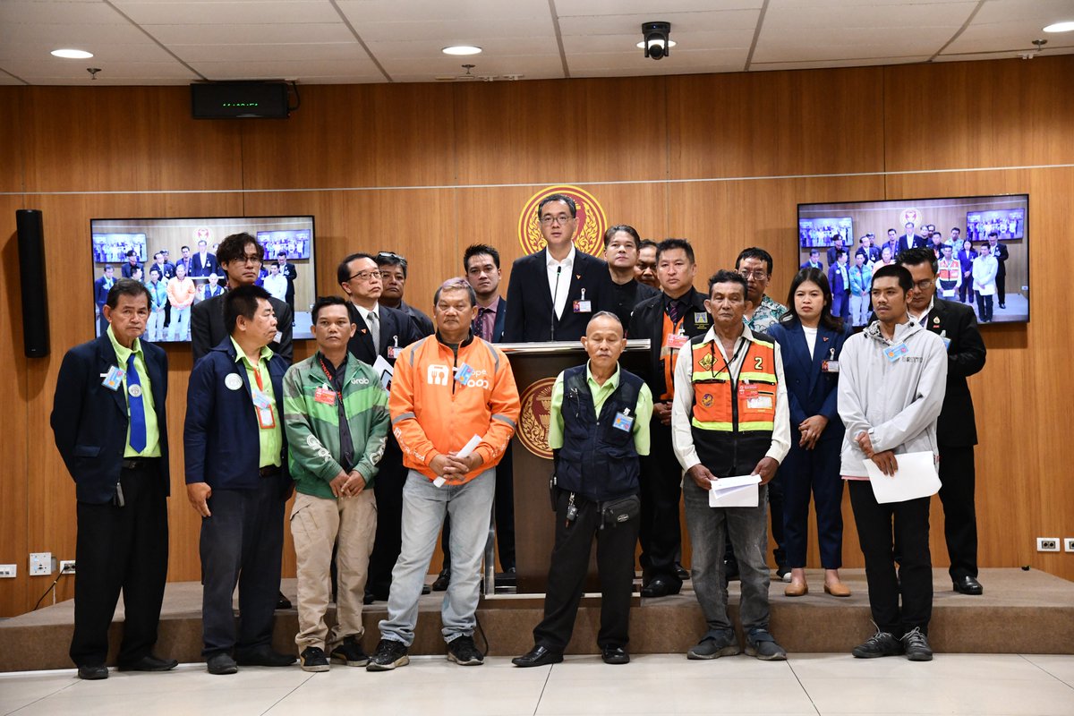 Isriya Paireepairit tweet media