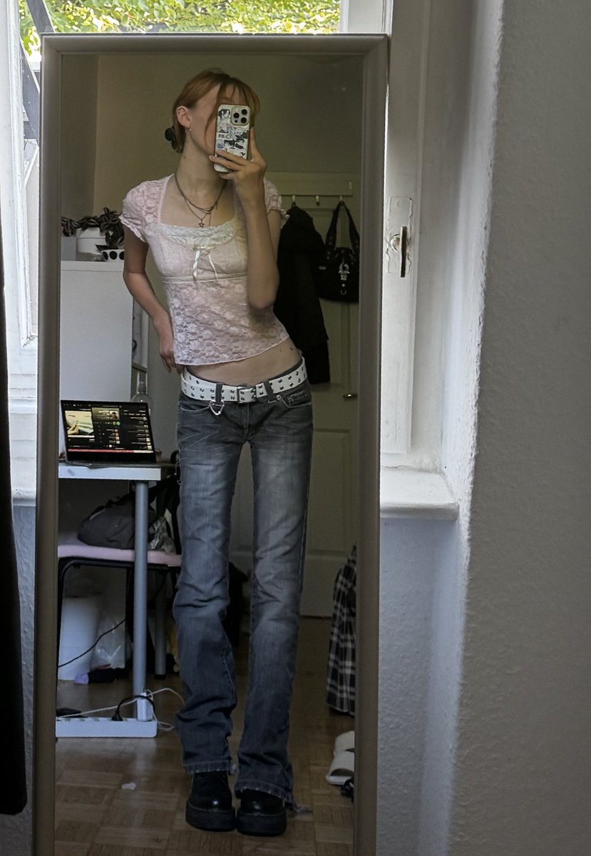 angelspo tweet media