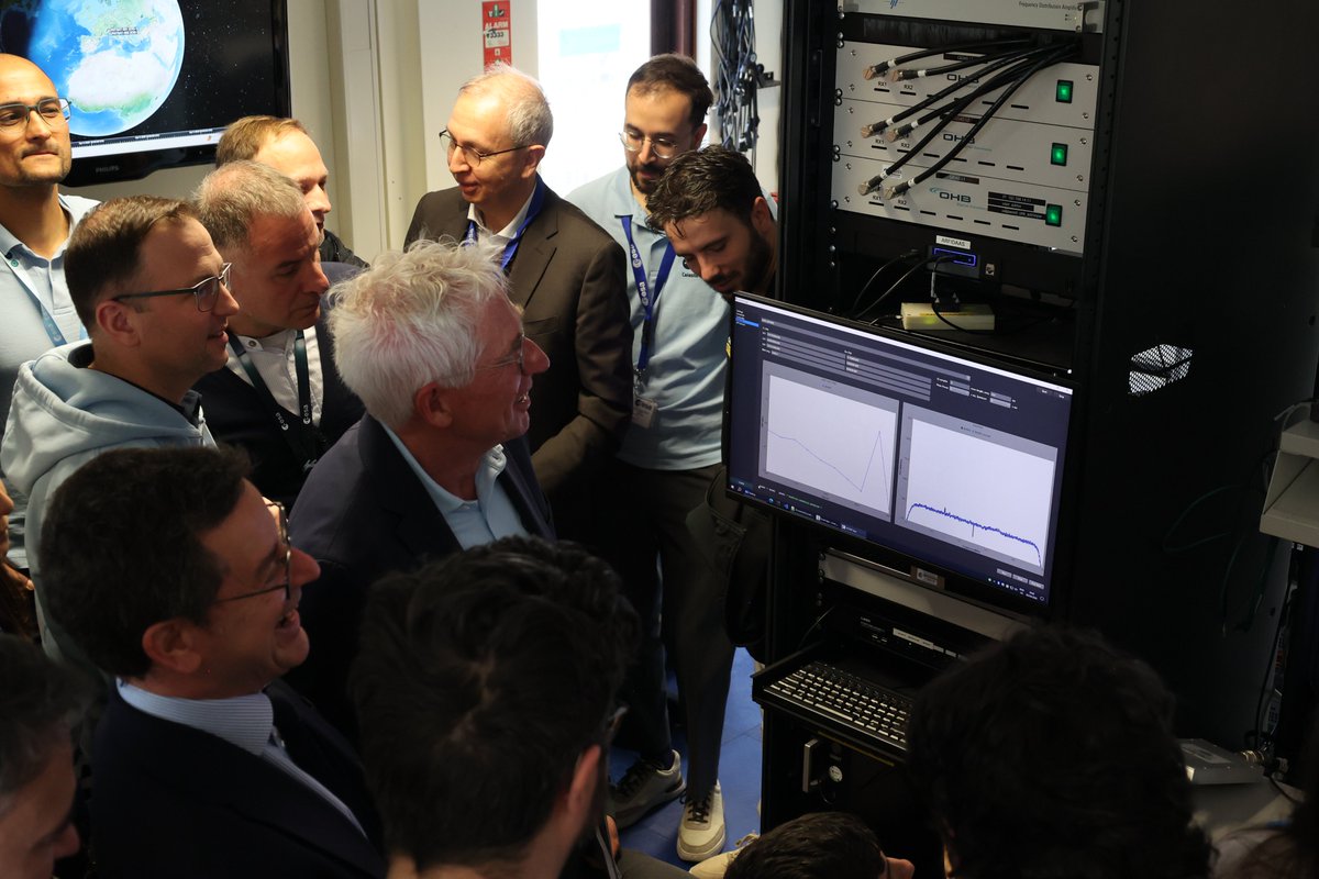 European Space Agency tweet media