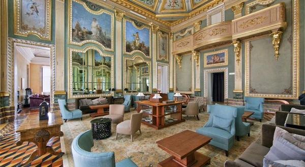 euro_tour's tweet image. ❤泊まってみたい『🇵🇹ポルトガルの #ポザーダ✨』
➡euro-tour.co.jp/pousada/Pousad…
ポザーダ・ド・ポルト「パラシオ・ド・フレイショ」　ドウロ川を見下ろすこのポザーダは、18世紀のバロック様式の建物を改築したもの♪ #ポルト #Porto  #PalacioDoFreixo