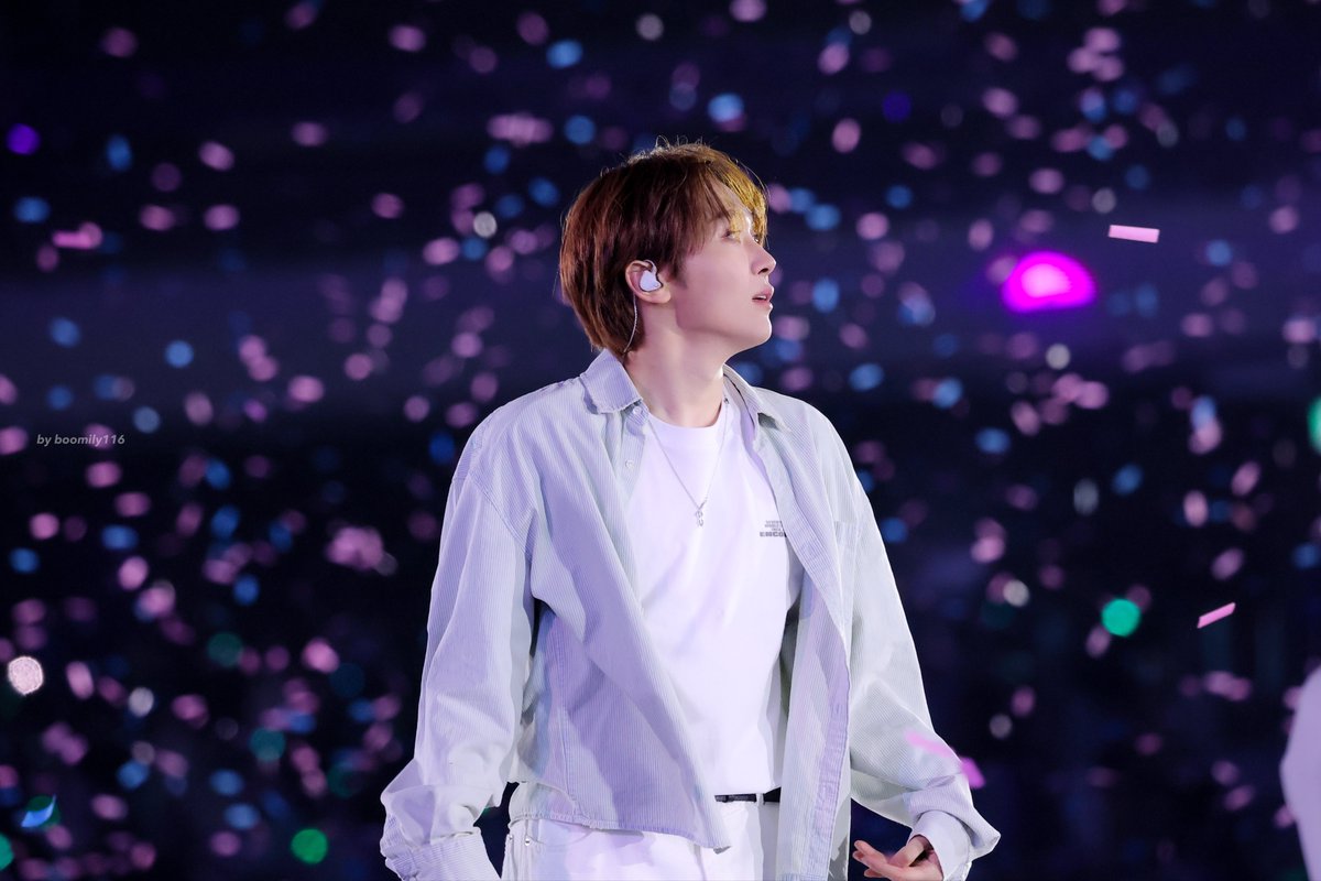 𝘉𝘰𝘰𝘮𝘪𝘭𝘺 tweet media