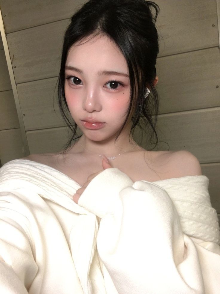 selfolssi ♤ tweet media