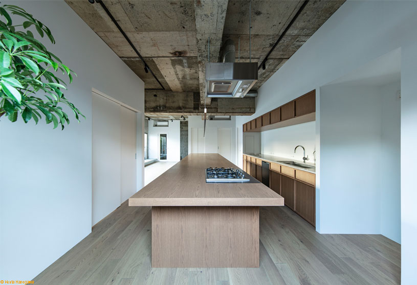 Interior Design | House in Kitasando | Permanent Co., Ltd.

Photo Credits: Kenta Hasegawa (OFP CO.,Ltd)

To get featured, Tags #ArchiDiaries

#InteriorDesign #Homeinteriors #PermanentCoLtd #Refurbishment #Tokyo #Japan #KentaHasegawaphotography

archidiaries.com/projects/house…