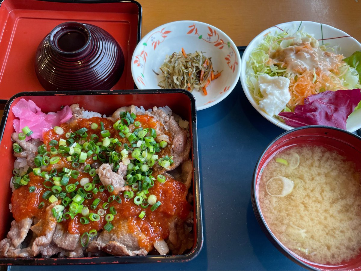 ファーペン tweet media