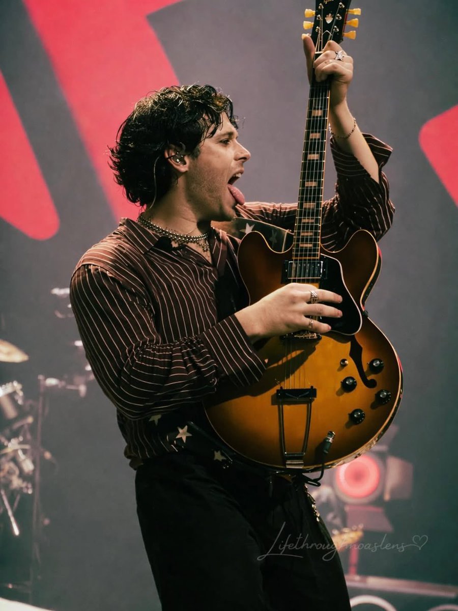 ✨J ✨ 🎸🐧 tweet media